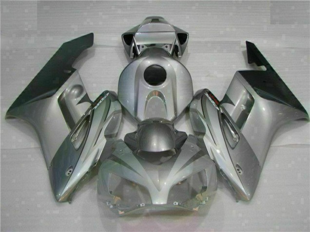 Carénage Moto CBR 1000 RR 04-05 - Argent Carénage Moto CBR 1000 RR 04-05 - Argent