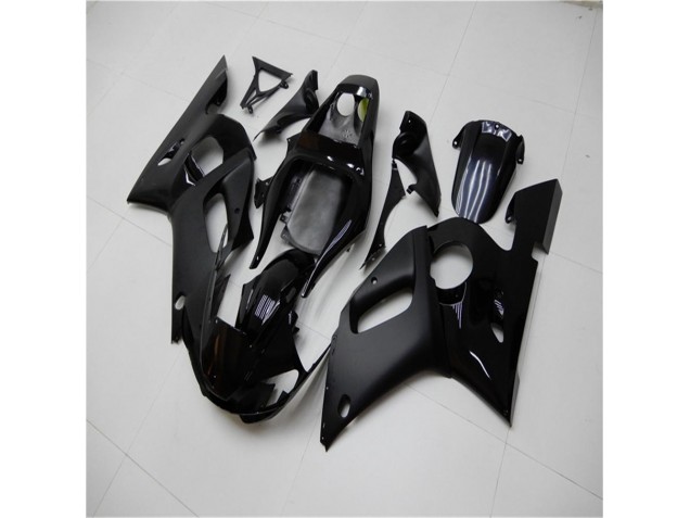Carénage Moto R6 98-02 - Brillant Noir Mat Carénage Moto R6 98-02 - Brillant Noir Mat